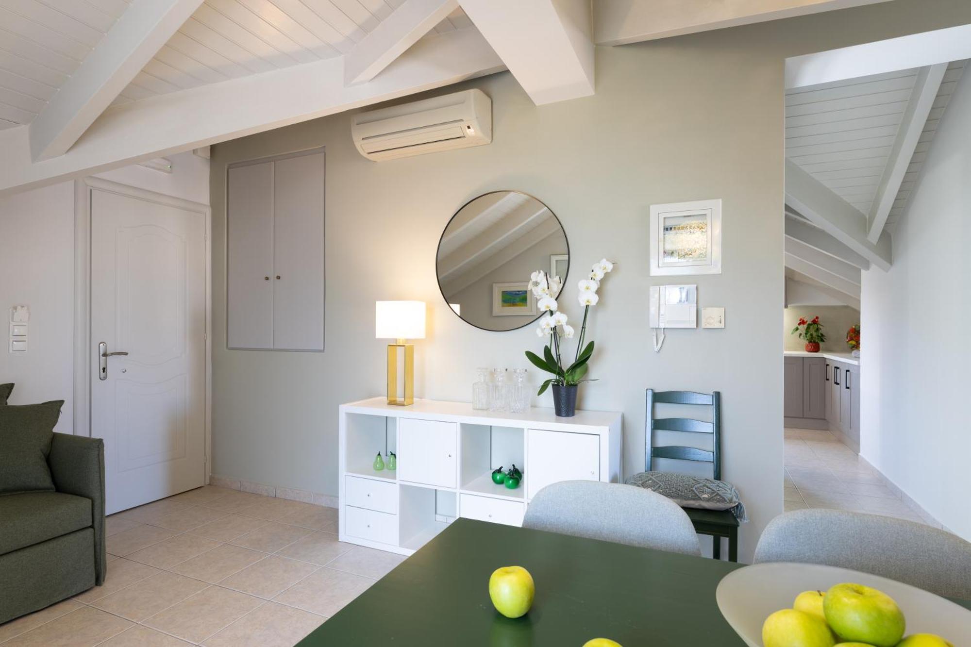Domus City Apartment Argostoli  Ngoại thất bức ảnh